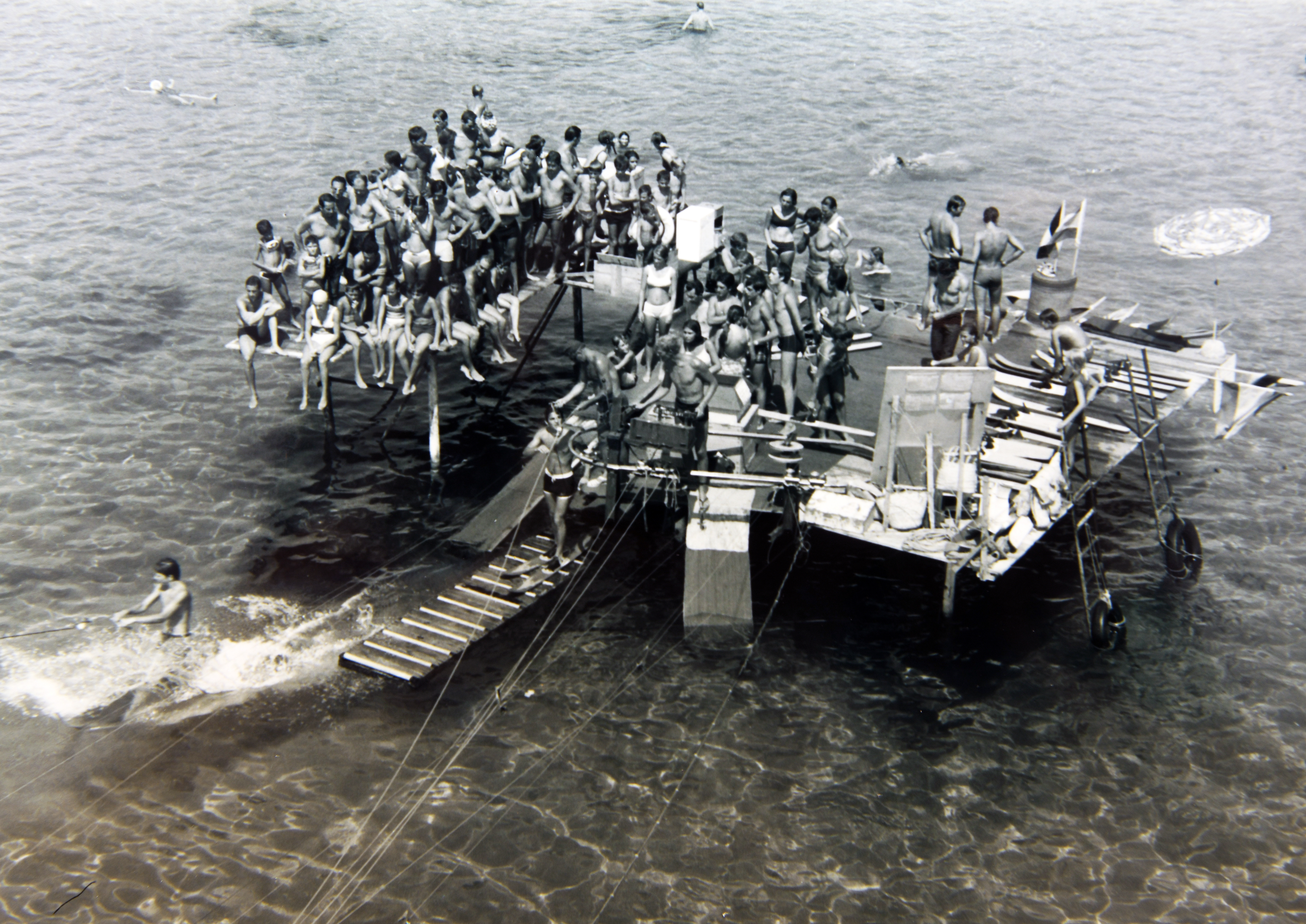 El cable skí de Benidorm, en los años 70 (COL. DANIEL ARMAS) - 