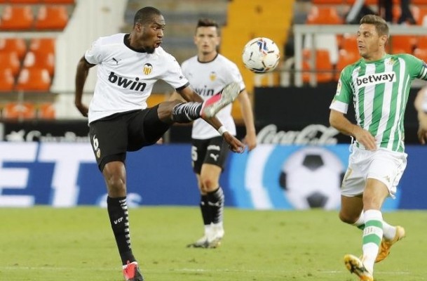 Meriton intenta vender a Kondogbia