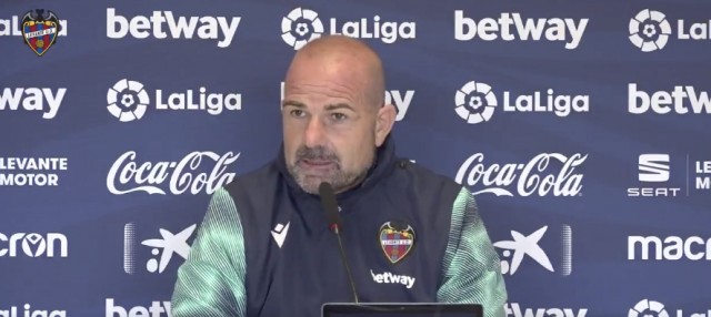 Paco López: 