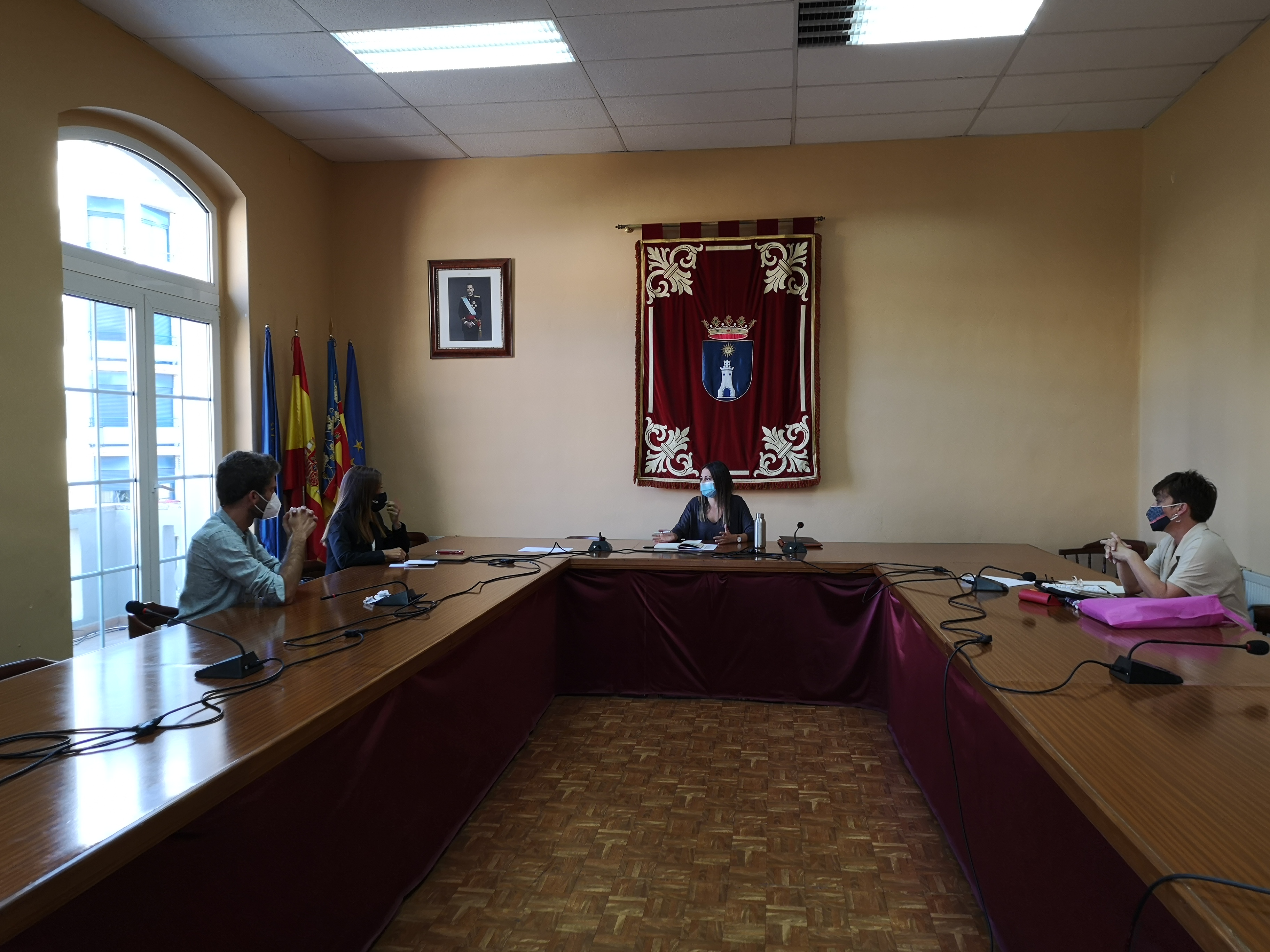 La Conselleria colaborará con la Vall d'Uixó para reforzar la Oficina Municipal de Vivienda 