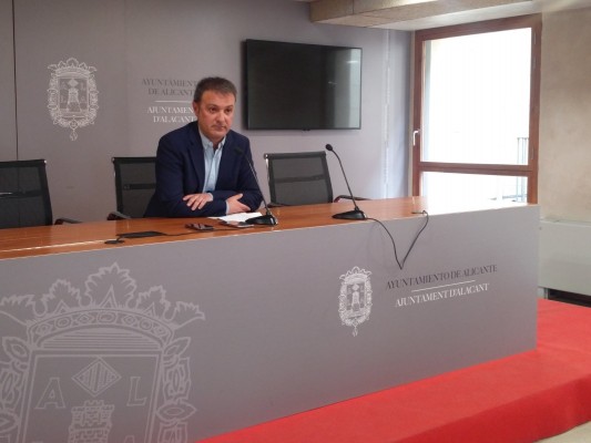 Compromís exige el wifi gratuito en los autobuses prometido por el bipartito de Alicante
