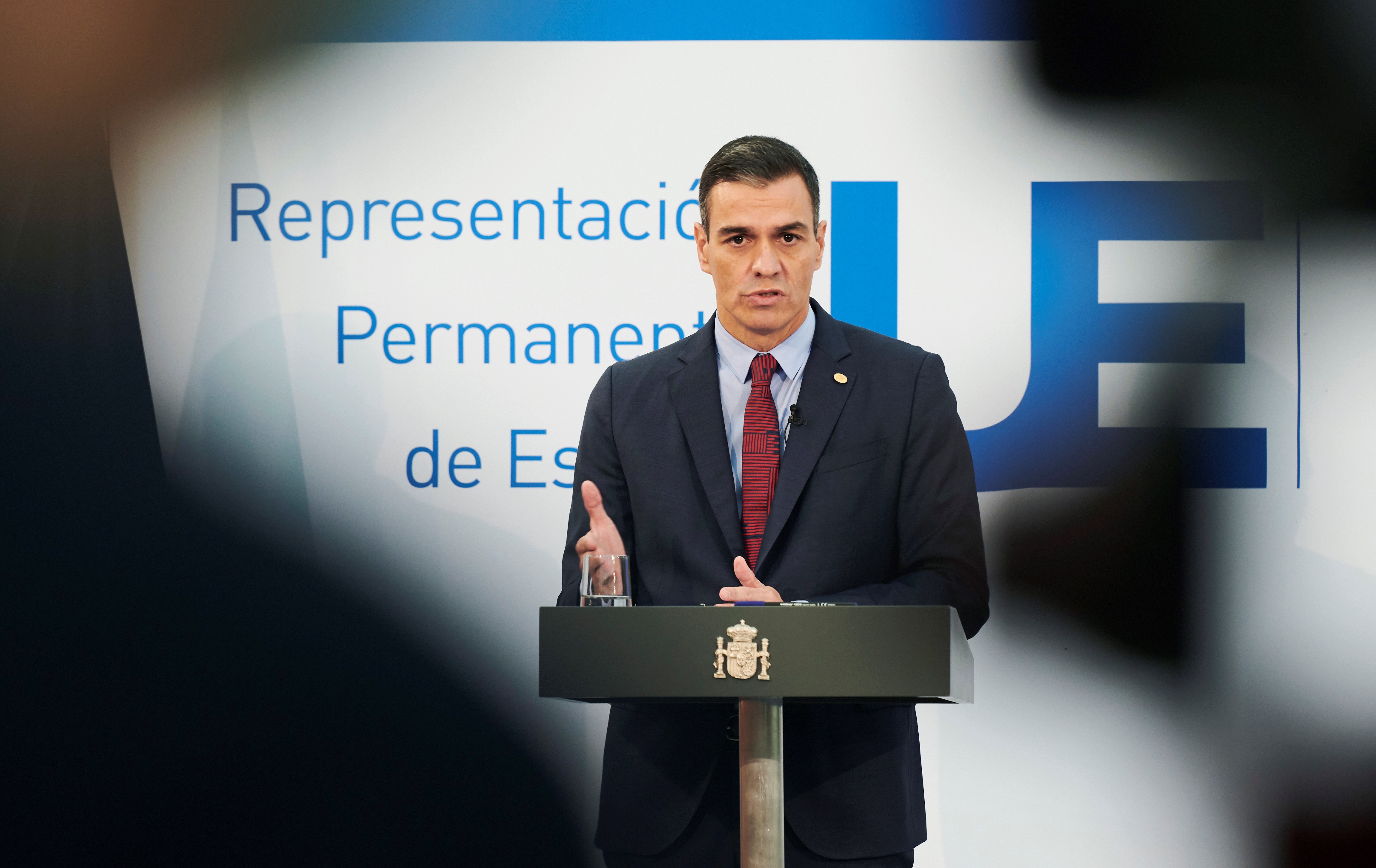 Pedro Sánchez recibe en Bruselas el apoyo al sistema de pensiones español