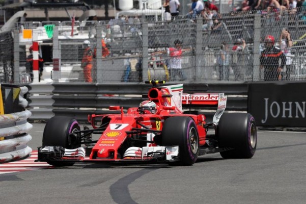 El finlandés Kimi Raikkonen logra la 'pole position' en Mónaco