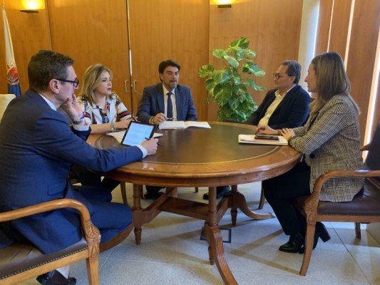 El bipartito de Alicante recupera la negociación para destinar 5 millones a medidas frente al covid 