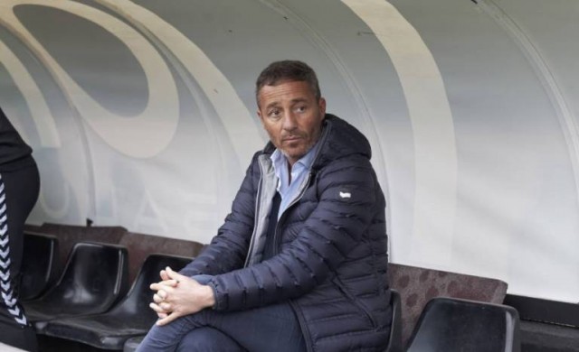 Cano medita el sustituto de Rafa Gálvez en la defensa