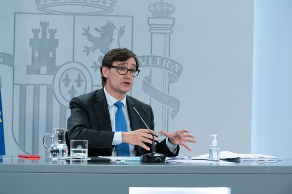 Moncloa avisa de que la restricción a la movilidad debe cumplirse aunque se votase 