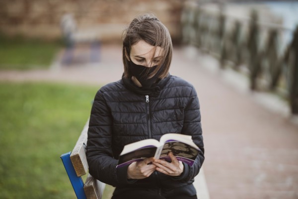 La pandemia llena las librerías de segunda mano de gente que busca vender sus libros