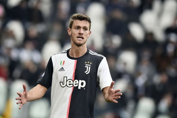 La Juventus rechaza la primera oferta del Valencia por Rugani