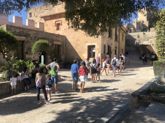El Castillo de Xàtiva recibe 1.100 visitas en el Día Mundial del Turismo