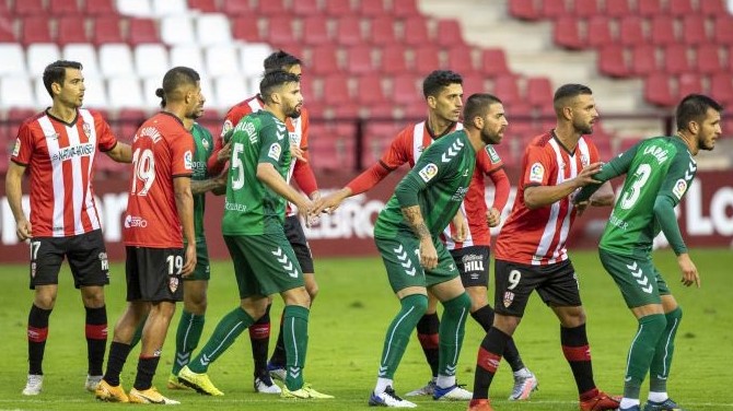 El Castellón se adapta a los nuevos tiempos y amplía sus registros de juego