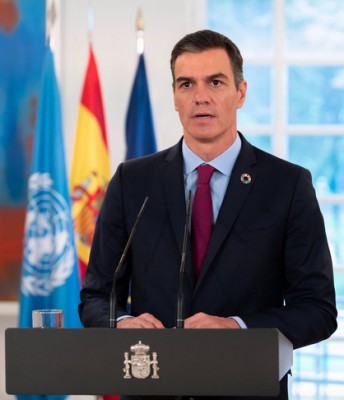 Pedro Sánchez quiere prorrogar la moratoria de deuda externa hasta 2021