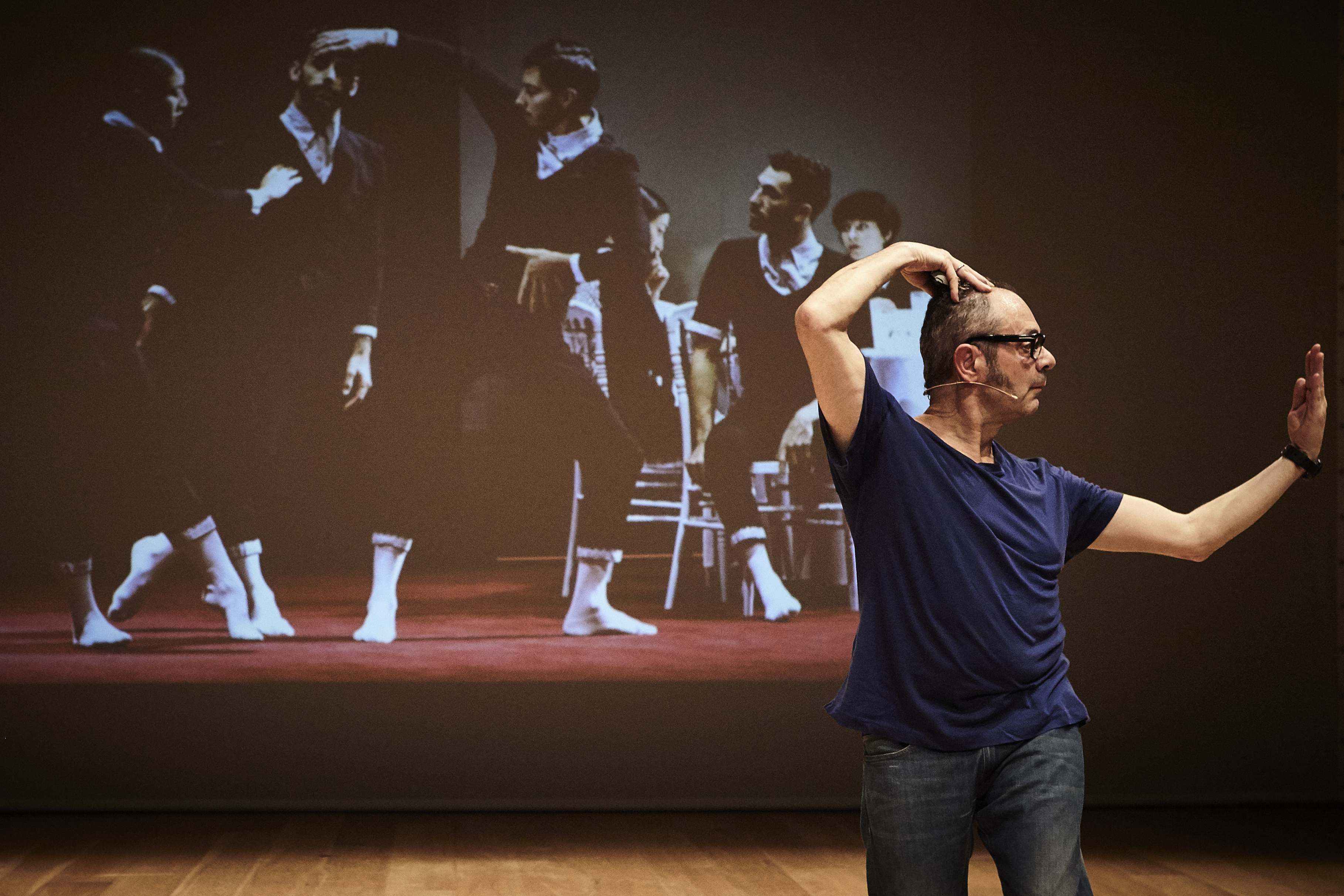 Bailar al ritmo del 'power point': una conferencia para demostrar que la danza 