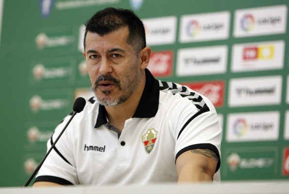 Almirón sostiene que están preparados para hacer frente al Eibar pese a estar aún reforzándose