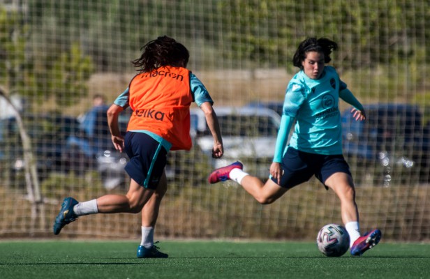 Nuria Martínez asciende al primer equipo del Levante