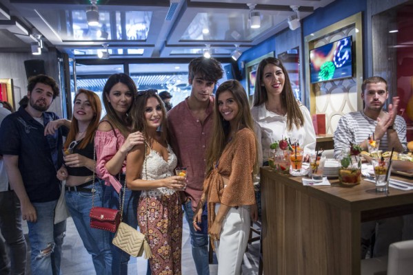 Hard Rock Cafe Valencia abre definitivamente sus puertas al público