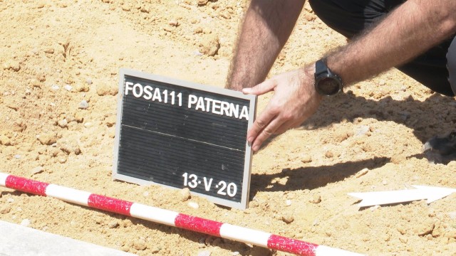 El Consell da 350.000 euros para la exhumación de víctimas  de la Guerra Civil y la dictadura