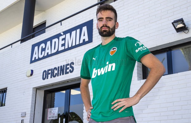 El VCF Mestalla incorpora al guardameta Unai Etxebarria