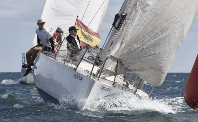 Strategos y Ardora III conquistan la 33 Millas A3