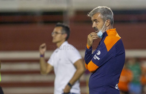 Meriton también se retrasa en reforzar al filial 