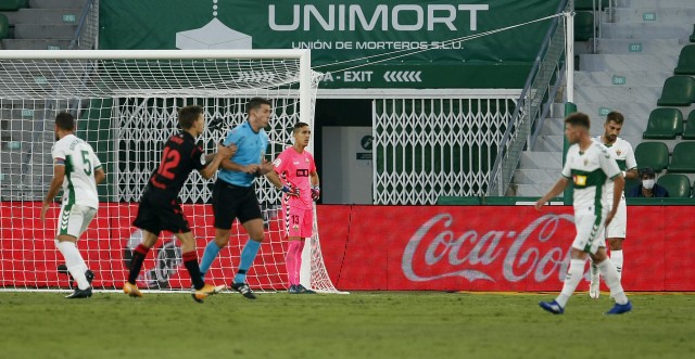 'Tete' Morente y Edgar Badía sostienen que el Elche tiene mucho margen de mejora
