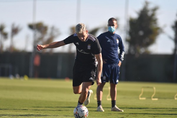 Markel, Araujo, Jara y Viana, a los que se les busca salida, no viajan con el Cartagena a Leganés