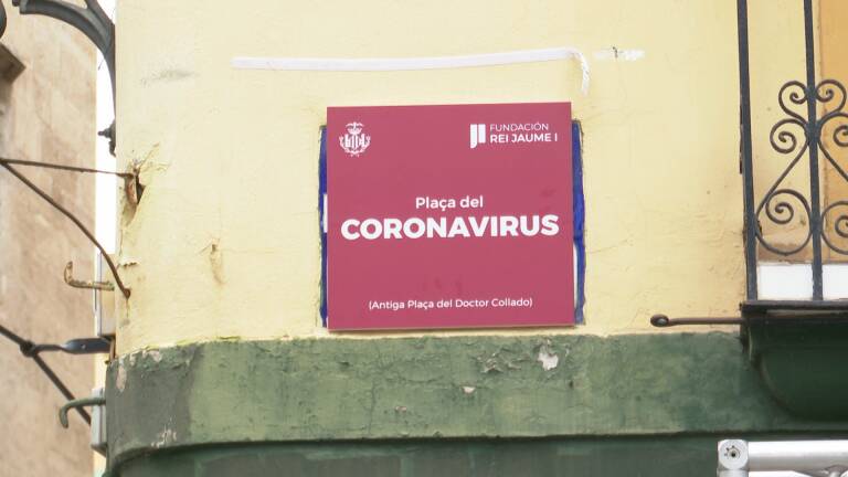 València, la ciudad de las plazas y de las placas