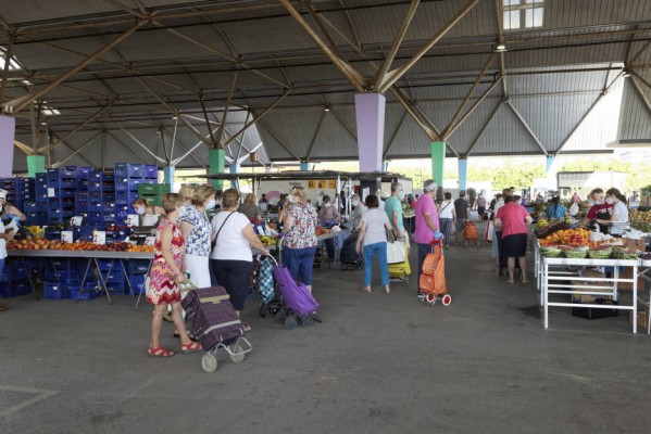 Castelló recupera el Mercado del Lunes y 'ata' las inversiones Feder con un préstamo de 6,2 millones
