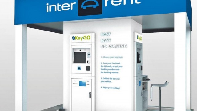 Una firma alicantina crea el servicio de retirada de llaves sin contacto para el rent a car Interrent en Europa