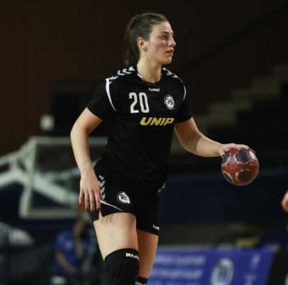 El Balonmano Elche ficha a la internacional brasileña Gabriela Clausson
