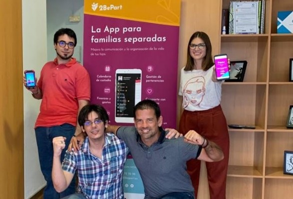 La alicantina 2BePart gana el reto de Santalucía Impulsa con una app para familias separadas