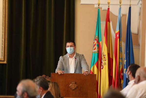El edil Donate gana protagonismo en el reajuste de Marco como 'el pacificador' del Acord de Fadrell
