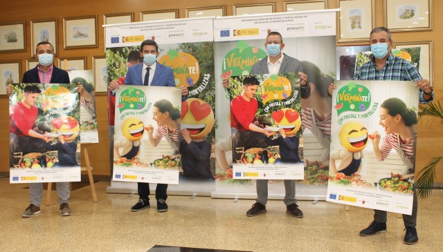 La fruta triunfa entre los niños: nueve de cada diez escolares la quieren en sus menús diarios