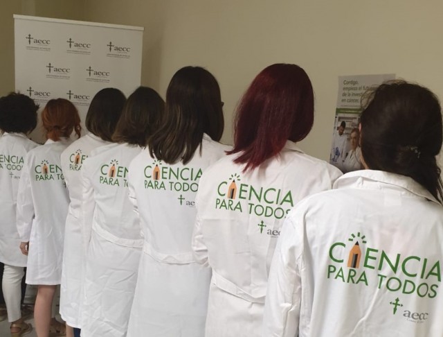 La Asociación Española Contra el Cáncer en Castellón realiza su cuestación de forma digital