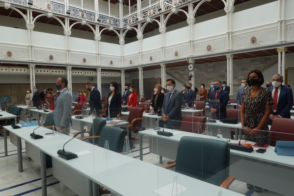 La Asamblea envía un 'decálogo de emergencia' a Pedro Sánchez: 