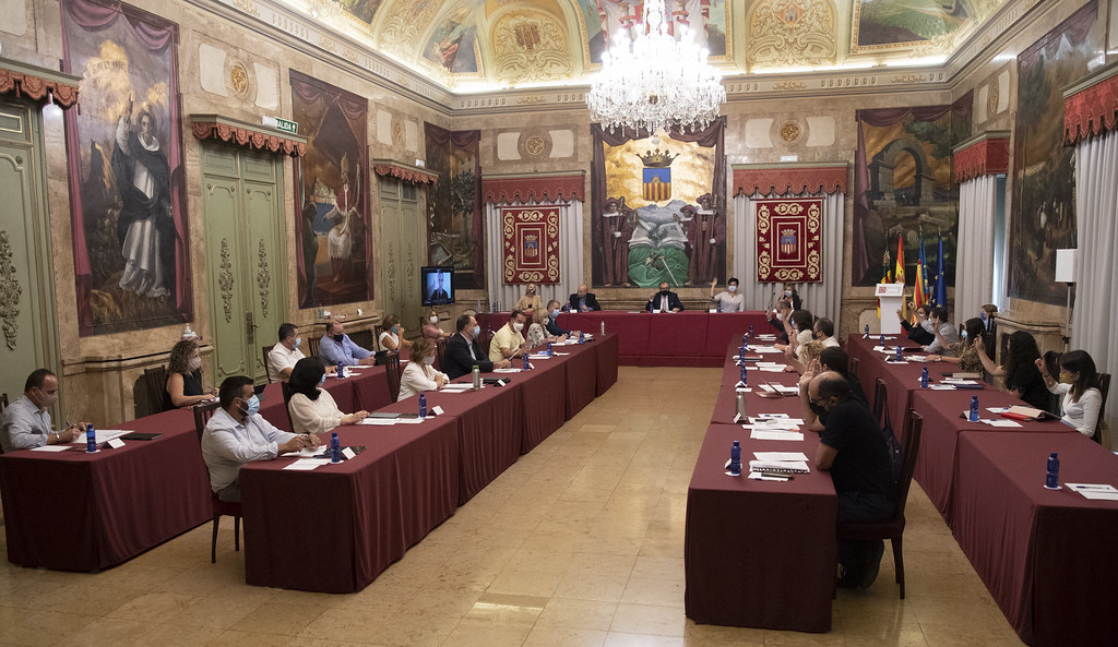 La armonía preside el pleno de la Diputación si no se tocan los remanentes municipales y Cercanías
