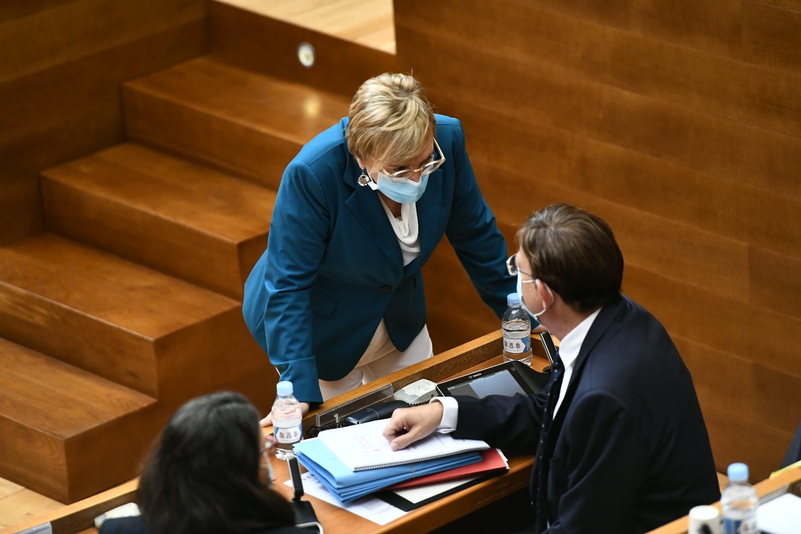 Puig interviene la Conselleria de Sanidad pero evita sustituir a Barceló