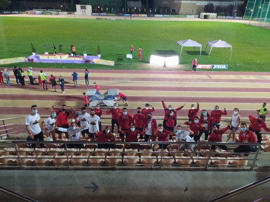 Murcia, décima en el Nacional por autonomías con récords en los relevos 4x100 y 4x400 mixtos