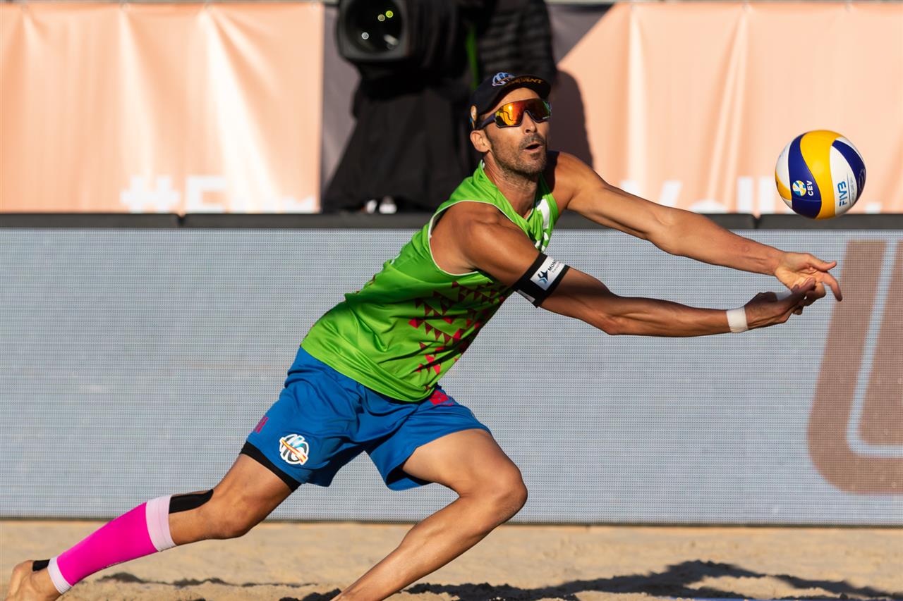 Pablo Herrera y Adrián Gavira acaban quintos en el Campeonato de Europa de voley playa