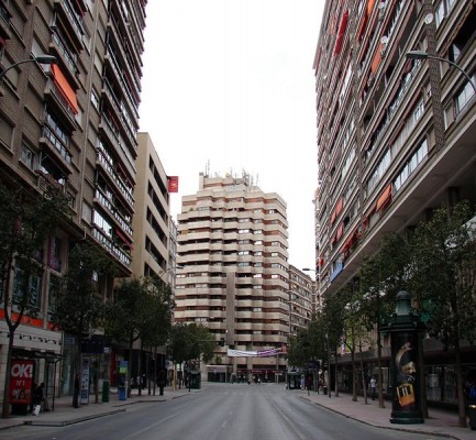 La movilidad sostenible 'conquista' Murcia con talleres familiares, bicicletas y patinetes eléctricos