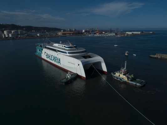 Baleària bota el primer ‘fast ferry’ con motores a gas natural y capacidad para 1.200 pasajeros