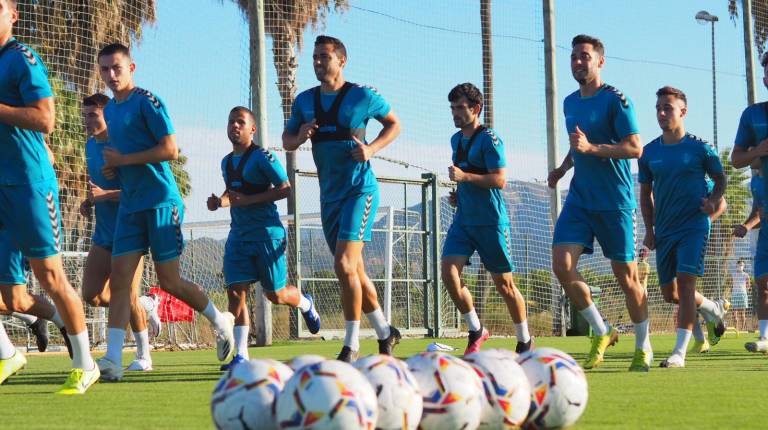 El CD Castellón, a repetir victoria; el Málaga, contra sus problemas