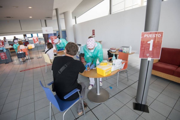 Los test de Torrevieja revelan que 57 personas estuvieron en contacto con el virus, pero ningún contagio