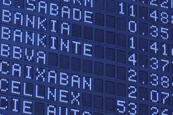 Semana de ida y vuelta en bolsa con Bankia y CaixaBank como protagonistas