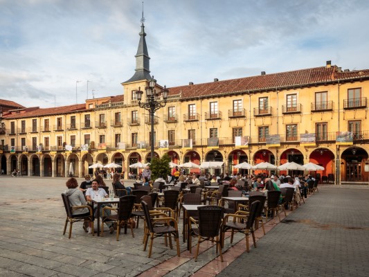 León, mucho más que la 'puerta' del Camino de Santiago