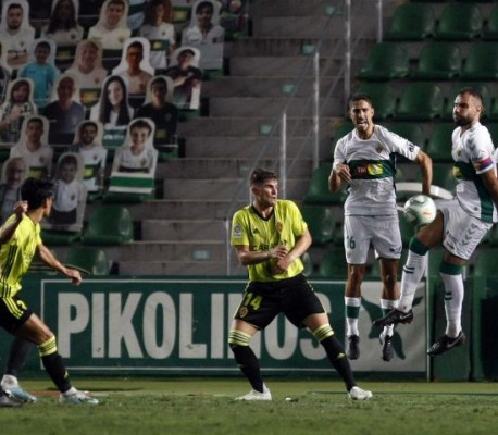 El Elche sigue tratando de convencer al Zaragoza