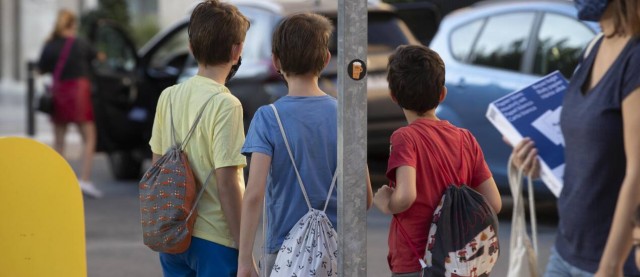 La semana de adaptación en los colegios frena las cuarentenas: 19 docentes y 52 alumnos aislados por 6 positivos 