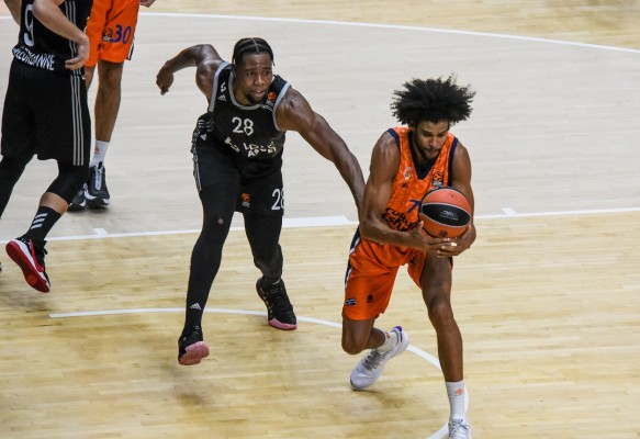 (66-77) El Valencia Basket vence al Villeurbanne y se proclama campeón del We’re back Preseason Tour 