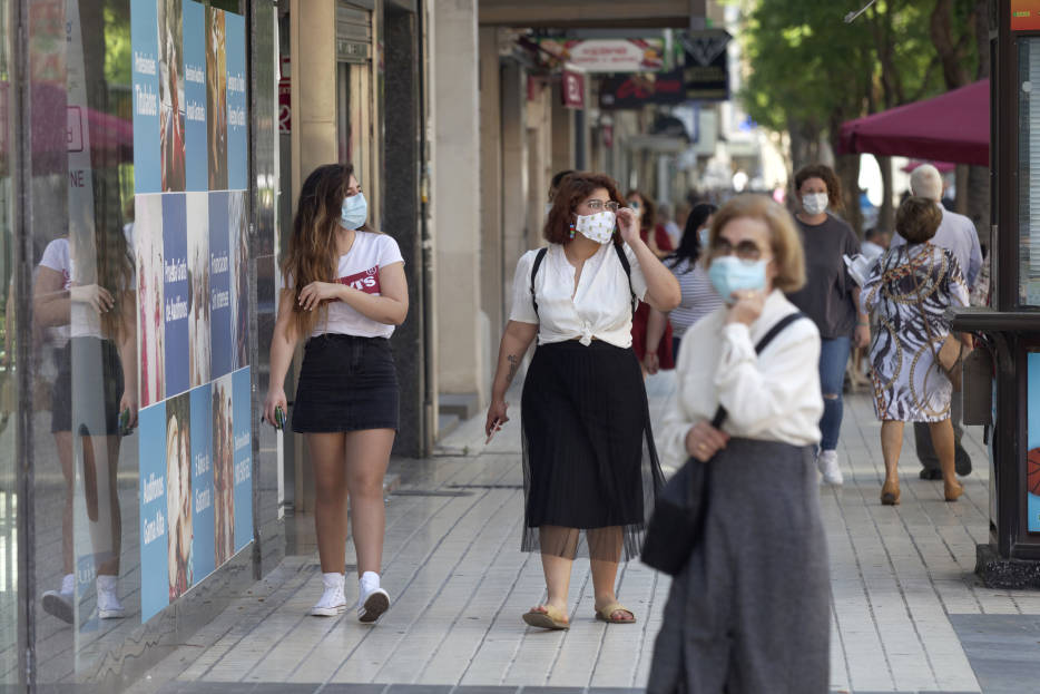 Sanidad notifica 13 brotes de coronavirus en la provincia, 6 de ellos en Castelló