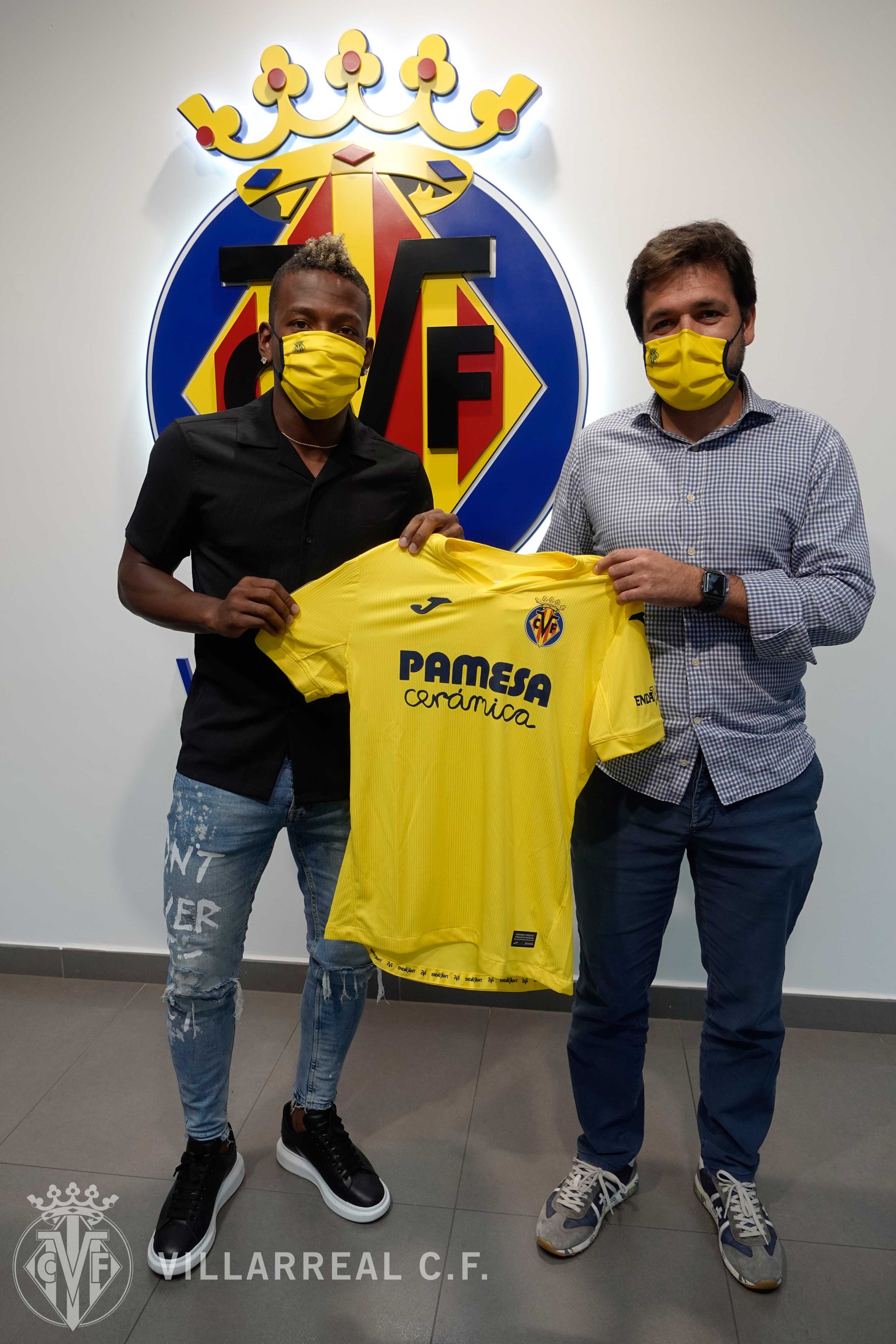 Roig Negueroles ve ya pocos movimientos de mercado para el Villarreal