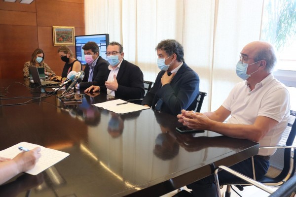 Benidorm propone un 'hospitality team' con un seguimiento a turistas 14 días después del viaje